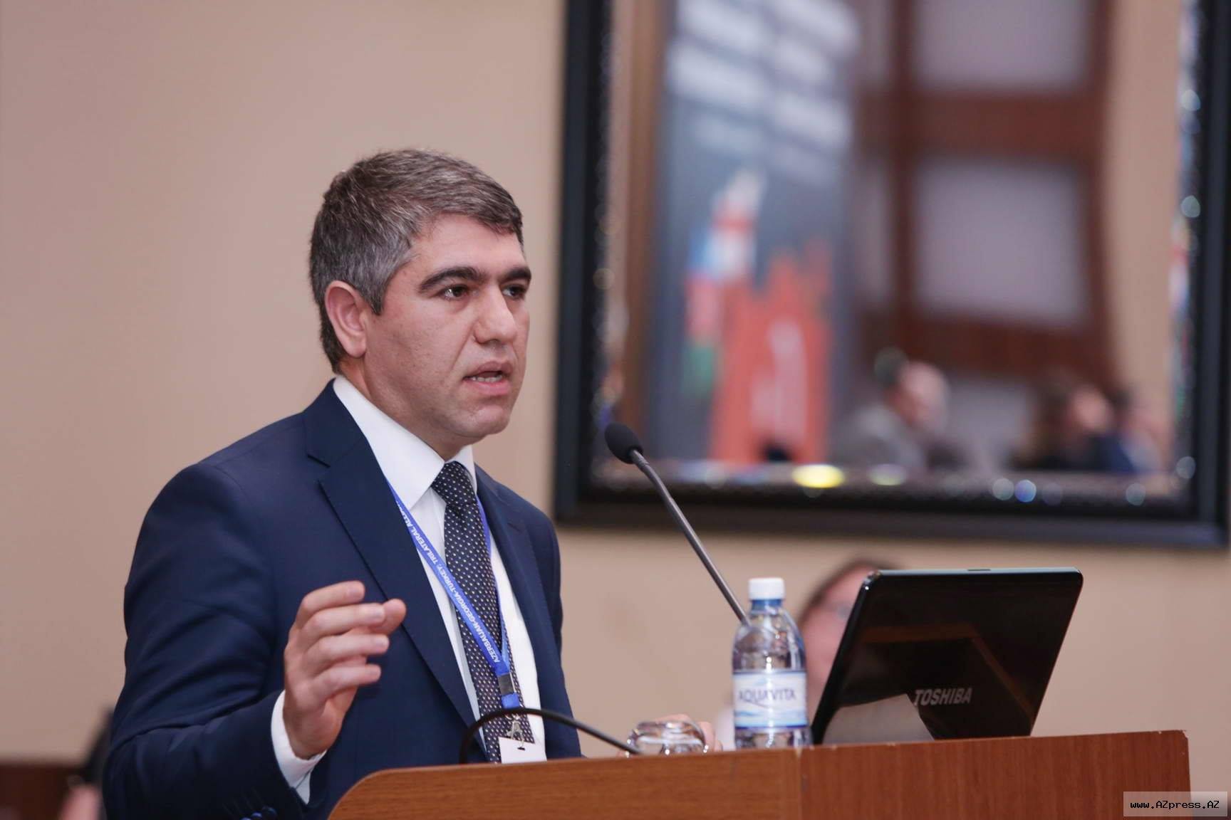 Yeni məhdudiyyətlər restoran və kafelərin fəaliyyətinə necə təsir edəcək?