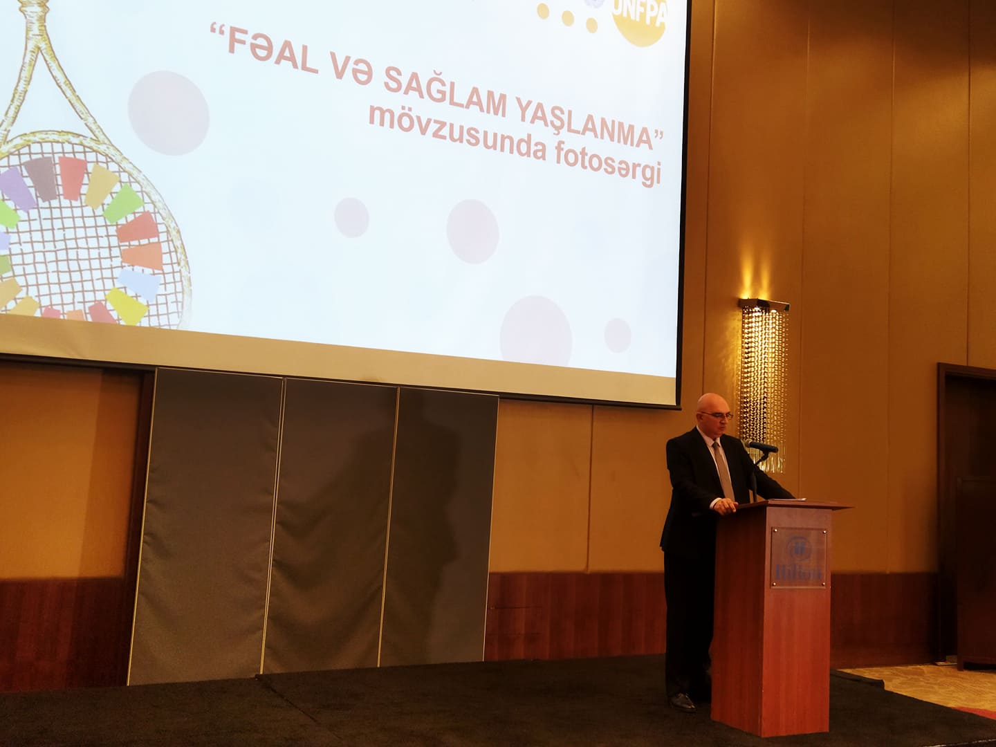 Bakıda fəal və sağlam yaşlanmaya həsr olunmuş fotosərgi keçirilir - FOTOLAR