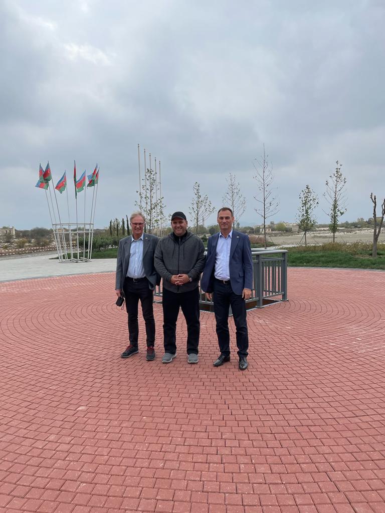 Almaniya səfiri Ağdam məscidində - FOTO