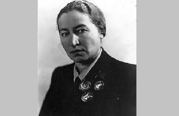 “Qrup seks ittihamı, yəhudilərlə işbirliyi...” – Molotov arvadını Stalinin qəzəbindən niyə qoruya bilməyib?