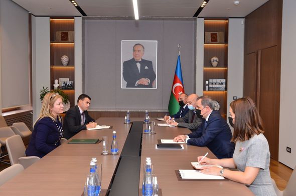 Ceyhun Bayramov Əlcəzairin yeni səfiri ilə görüşdü