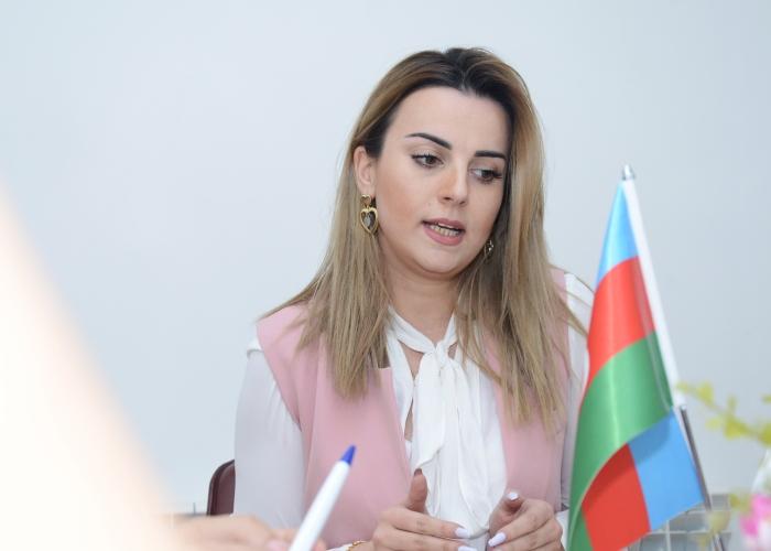 "İnternet aludəçiliyi uşaqlarda ciddi psixoloji xəstəliklərə səbəb olur" - Necə mübarizə aparmalı?