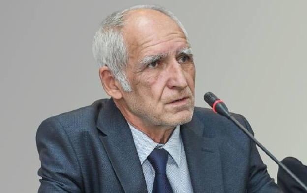 "İnternet aludəçiliyi uşaqlarda ciddi psixoloji xəstəliklərə səbəb olur" - Necə mübarizə aparmalı?