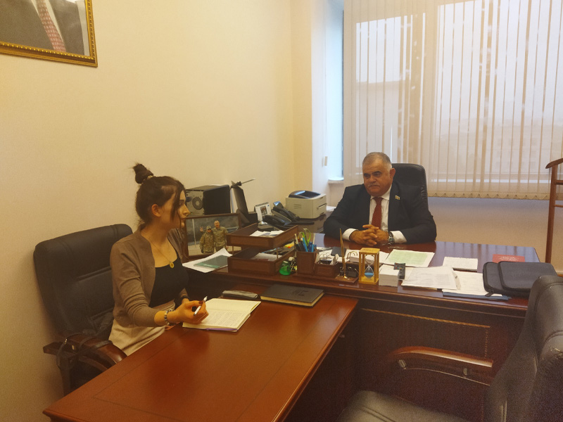 “YAP üzvlüklə bağlı mənə müraciət etməyib, elə mən də...” – Deputat Arzu Nağıyevlə MÜSAHİBƏ