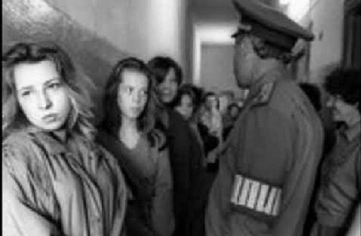 "NKVD" türmələrində ifadələri bu işgəncələrlə alıblar - "Cinsi orqana zərbələr, həşaratlar, mismarlı stullar..."