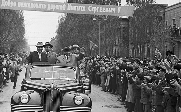 "Deyəsən, heyvanlarınız çox savadlıdır..." - Xruşov Bakı səfərində nəyə təəccüblənmişdi?