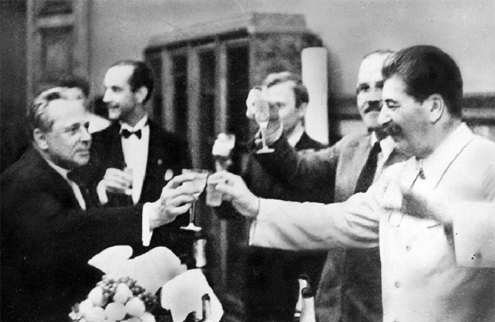 Sovet liderləri hansı alkoqollu içkilərə üstünlük verib? – Lenindən Qorbaçova qədər...