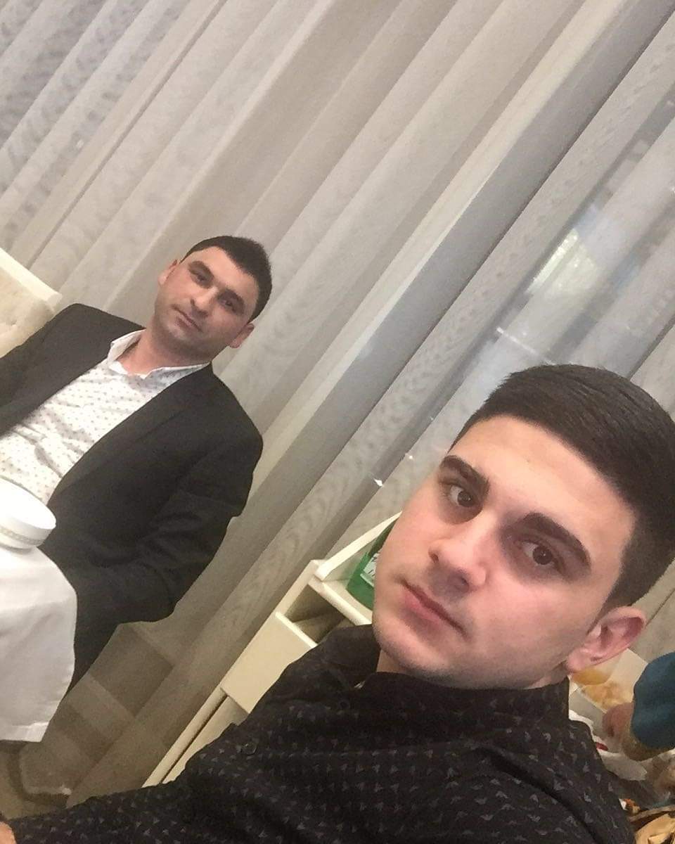 Bu fotolar Mahir Şükürovu ələ verdi – Futbolçu “onu tanımıram” deyirdi, amma...
