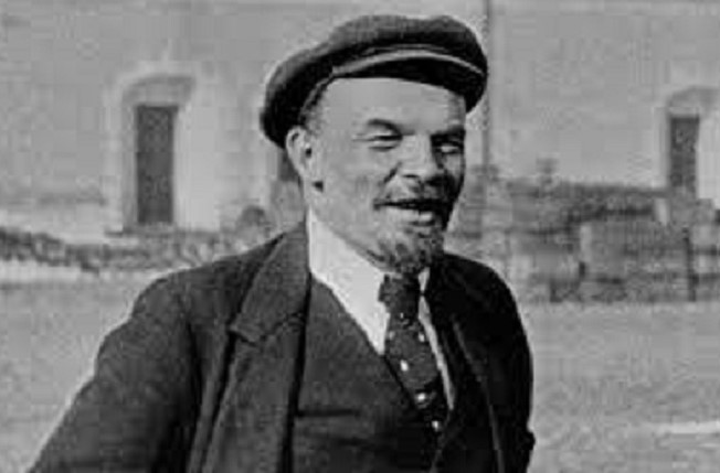 Stalin Nadejda Krupskayanı niyə təhqir edib? – Ölüm ayağında olan Leninin son günləri