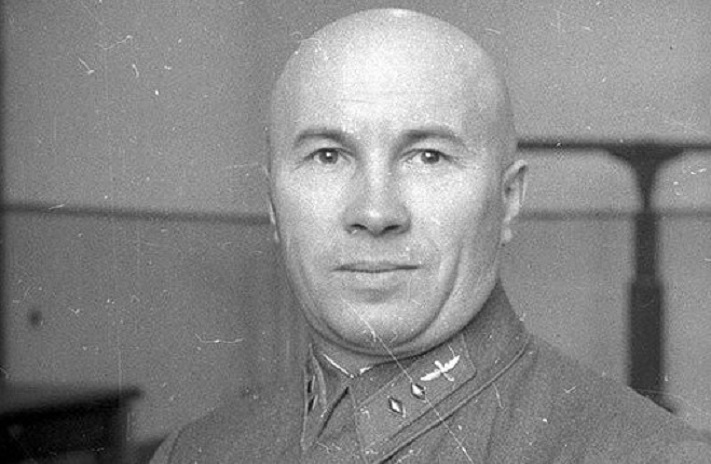 “Əsl peşəkar olsan da, əclafsan...” – Stalin general Jiqaryovu niyə vurmaq istəyib?