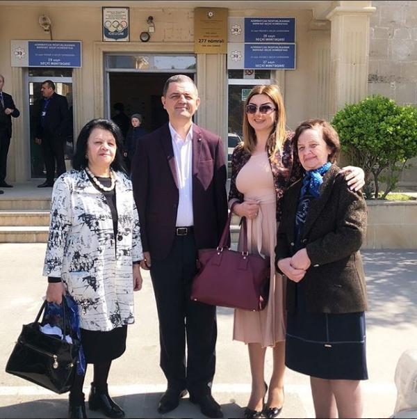 Bu da Nazilənin mediadan gizlətdiyi əri - Foto