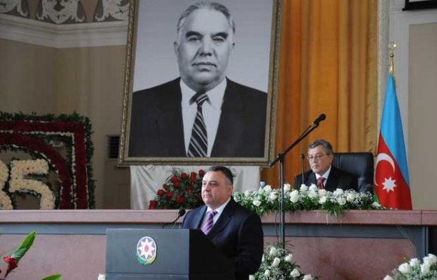 Mahmudov bandası, televizor qutularında 10 milyon dollar və məhv edilən ailə
