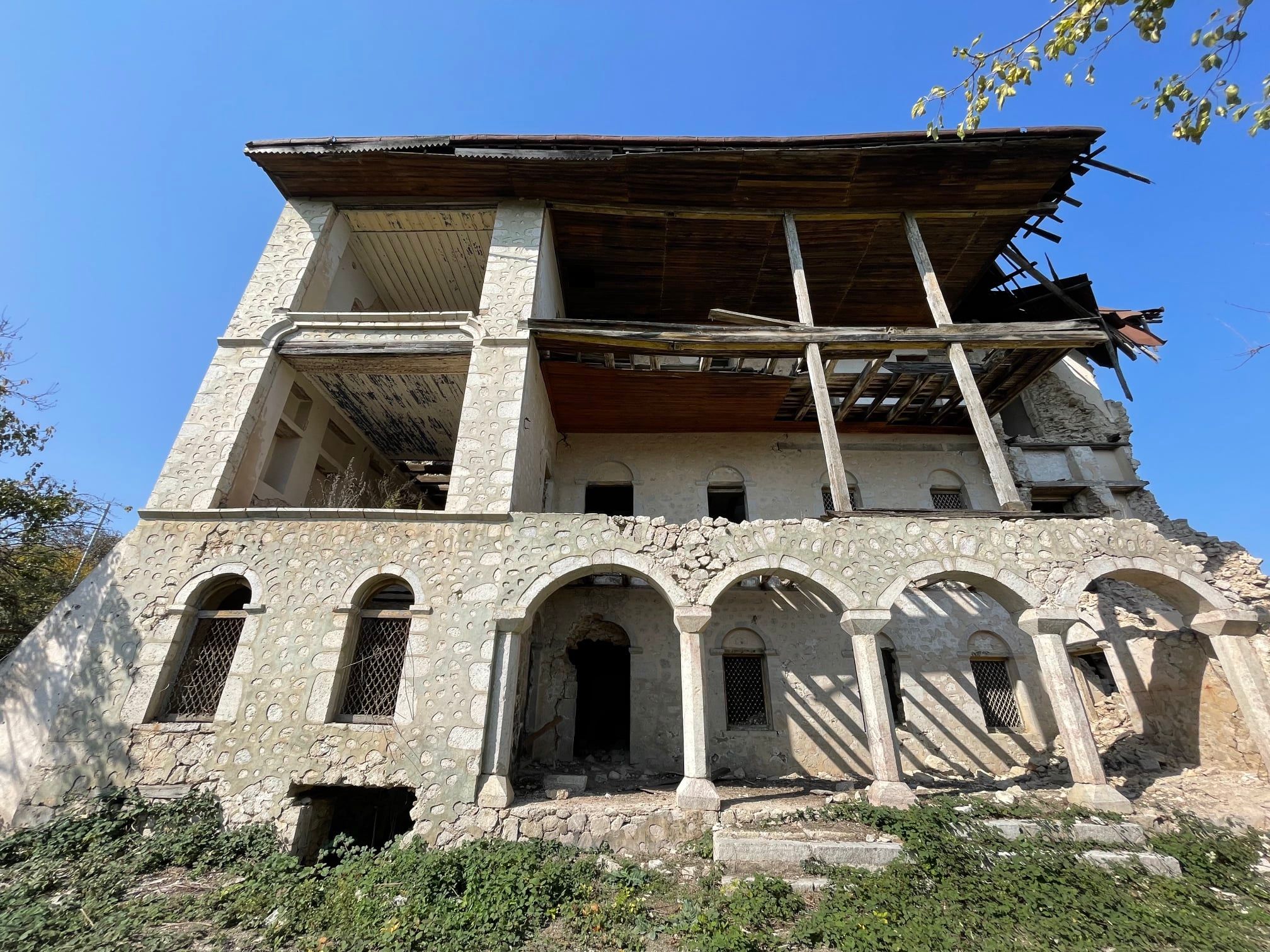 91 yaşlı xanımın reallaşan arzusu: "Hazırlaş, biz Şuşaya gedirik!