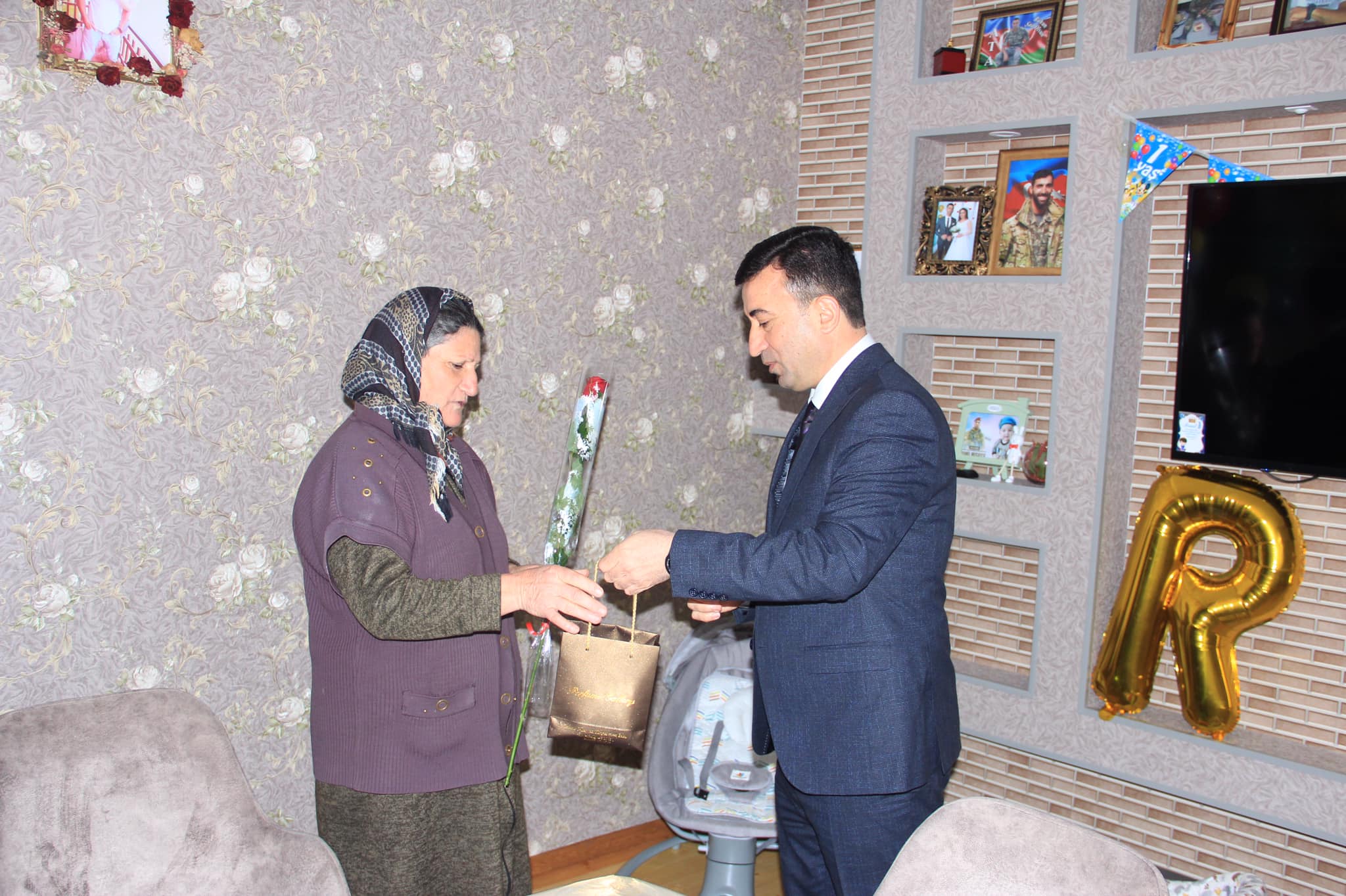 İsmayıllıda şəhid anaları ziyarət edildi - FOTOLAR