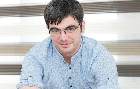 Gənc yazarlardan cavab gəldi: “Mirşahinin buna haqqı çatmır...”