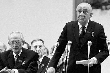 Qrişinlə Qorbaçov arasındakı xiyar qalmaqalı – Andropovla "Moskvanın sahibi”nin intriqası