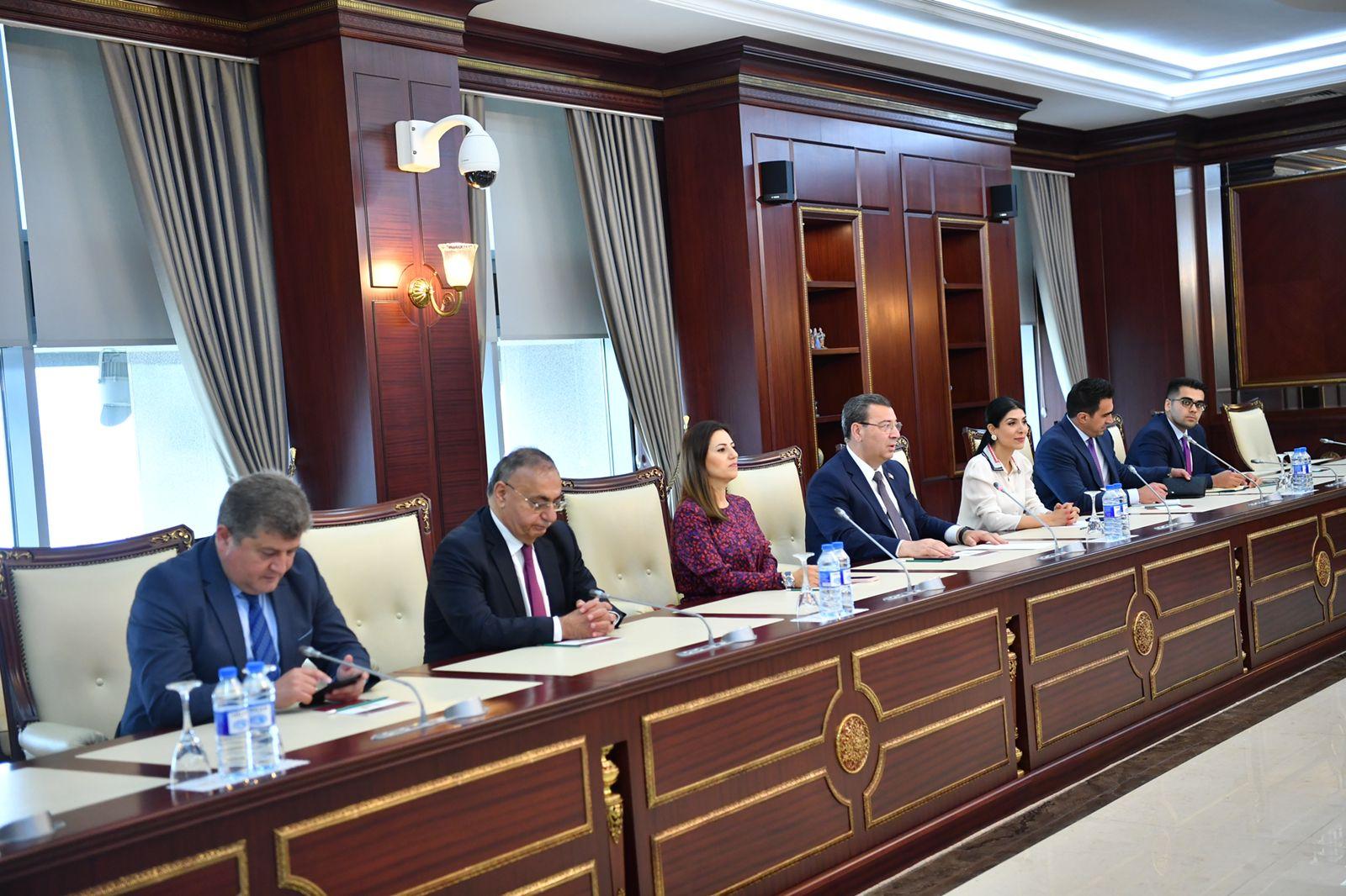 ABŞ konqresmenləri Azərbaycana GƏLDİ - FOTO