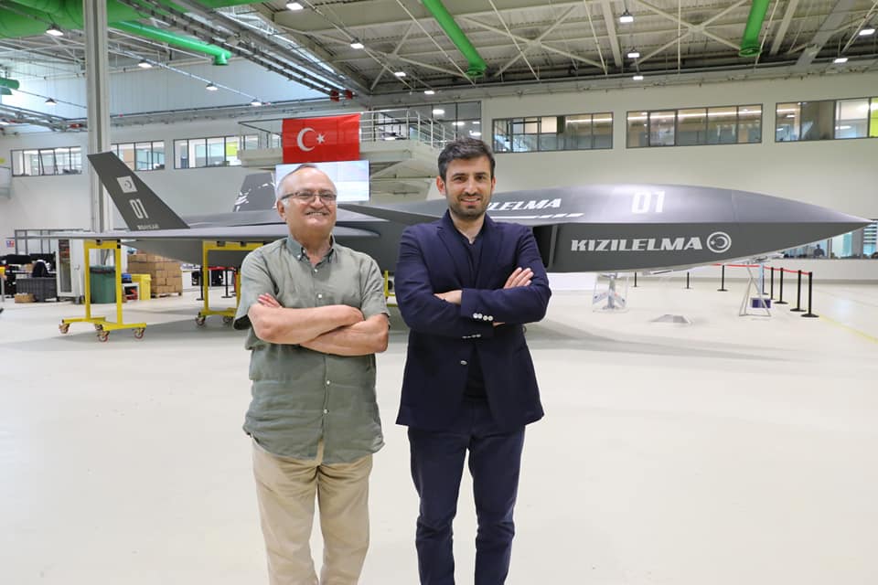 Selçuk Bayraktar “Bayraktar Kızılelma”nın yeni görüntüsünü paylaşdı - FOTOLAR