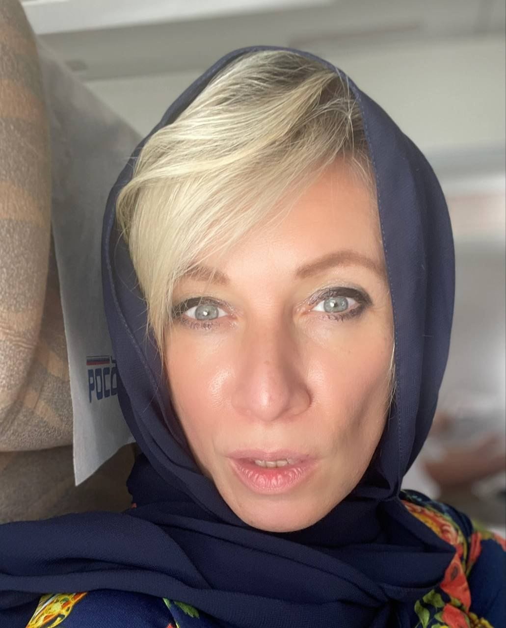 Mariya Zaxarovanın müzakirələrə səbəb olan FOTOSU
