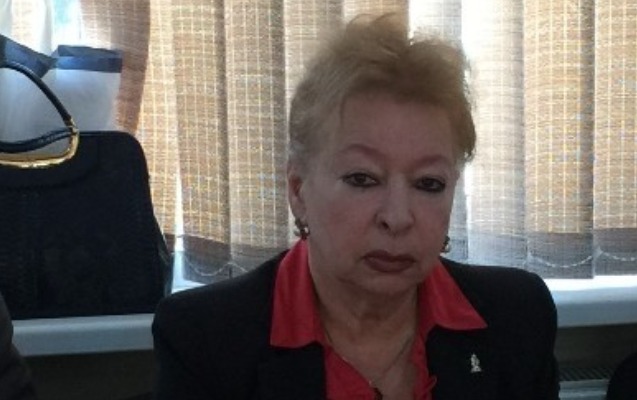 Prezident məktəb direktoru ilə bağlı SƏRƏNCAM İMZALADI - FOTO