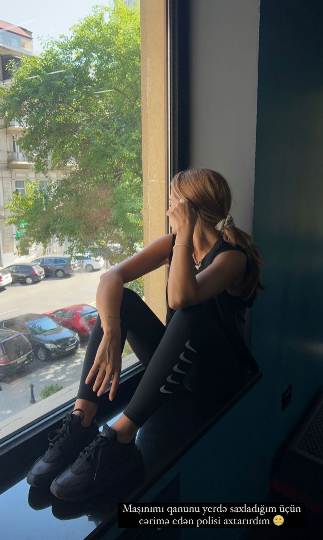 Əməkdar artist Aybəniz Haşımovanın qızı cərimələndi - FOTO