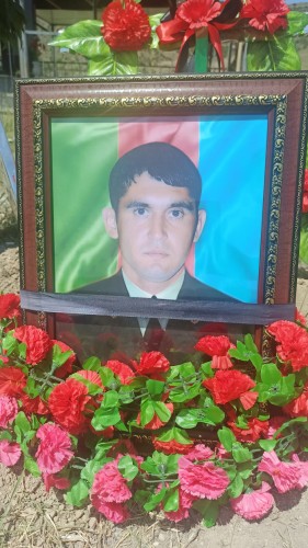 Qəzada həlak olan hərbçimizin 4 aylıq oğlu yadigar qalıb - FOTOLAR