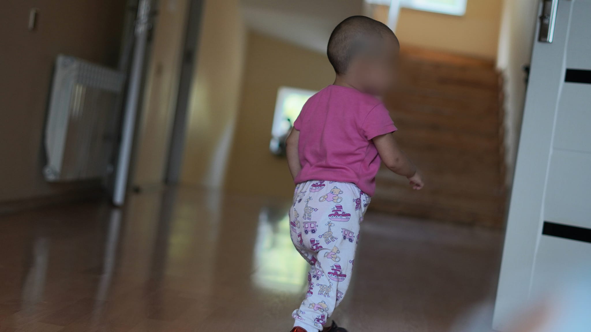 16 yaşlı ana dünyaya gətirdiyi körpəni atdı - FOTO