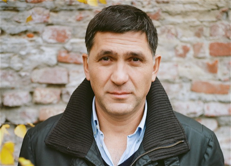 Əməkdar artist qəzada HƏLAK OLDU - FOTO