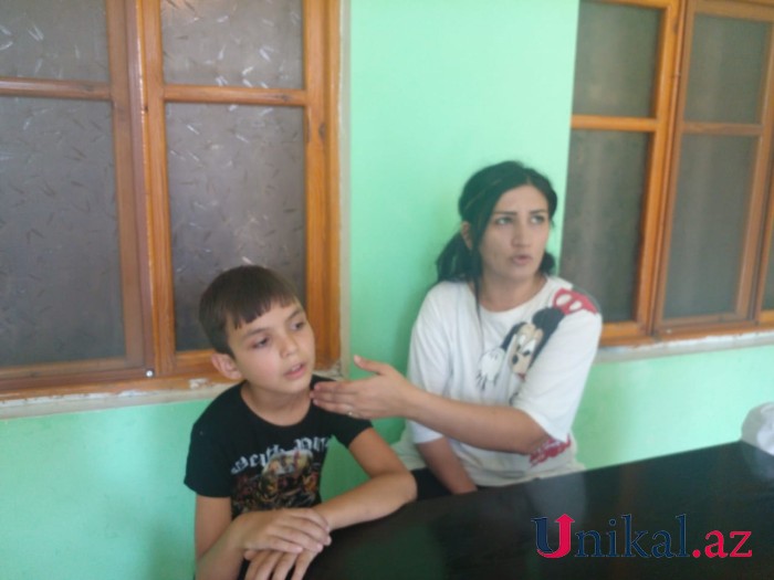 Yevlaxda məktəblilər dalaşdılar: Polis şagirdlərdən birini döydü - İDDİA + FOTOLAR
