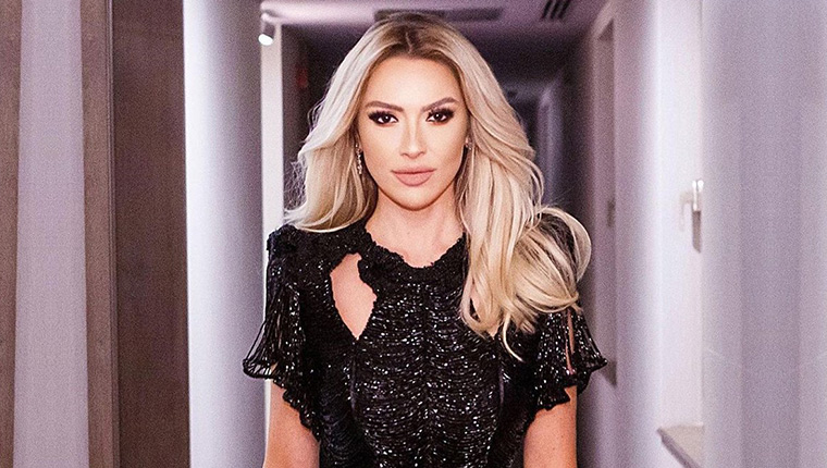 Məşhur müğənni 40 milyona LÜKS EV ALDI - FOTO