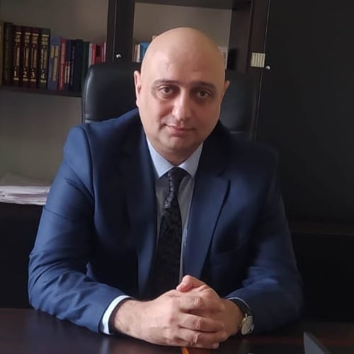“Bakcell" iş adamının nömrəsini bağlayıb - İDDİA