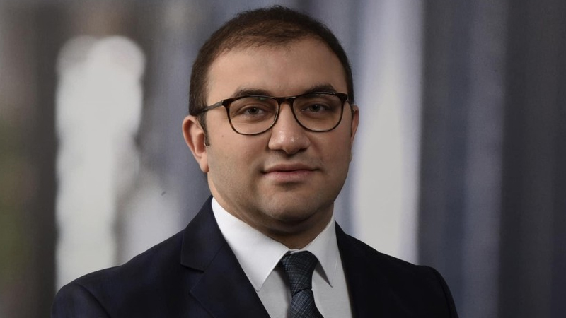 Məşhur azərbaycanlı həkimə Almaniyada YÜKSƏK VƏZİFƏ VERİLDİ - FOTO