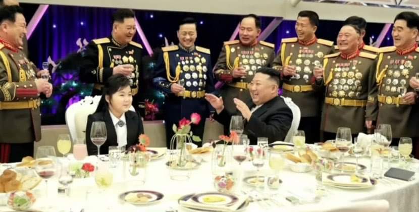 Kim Çen In qızının yeni fotolarını yayımladı - FOTO