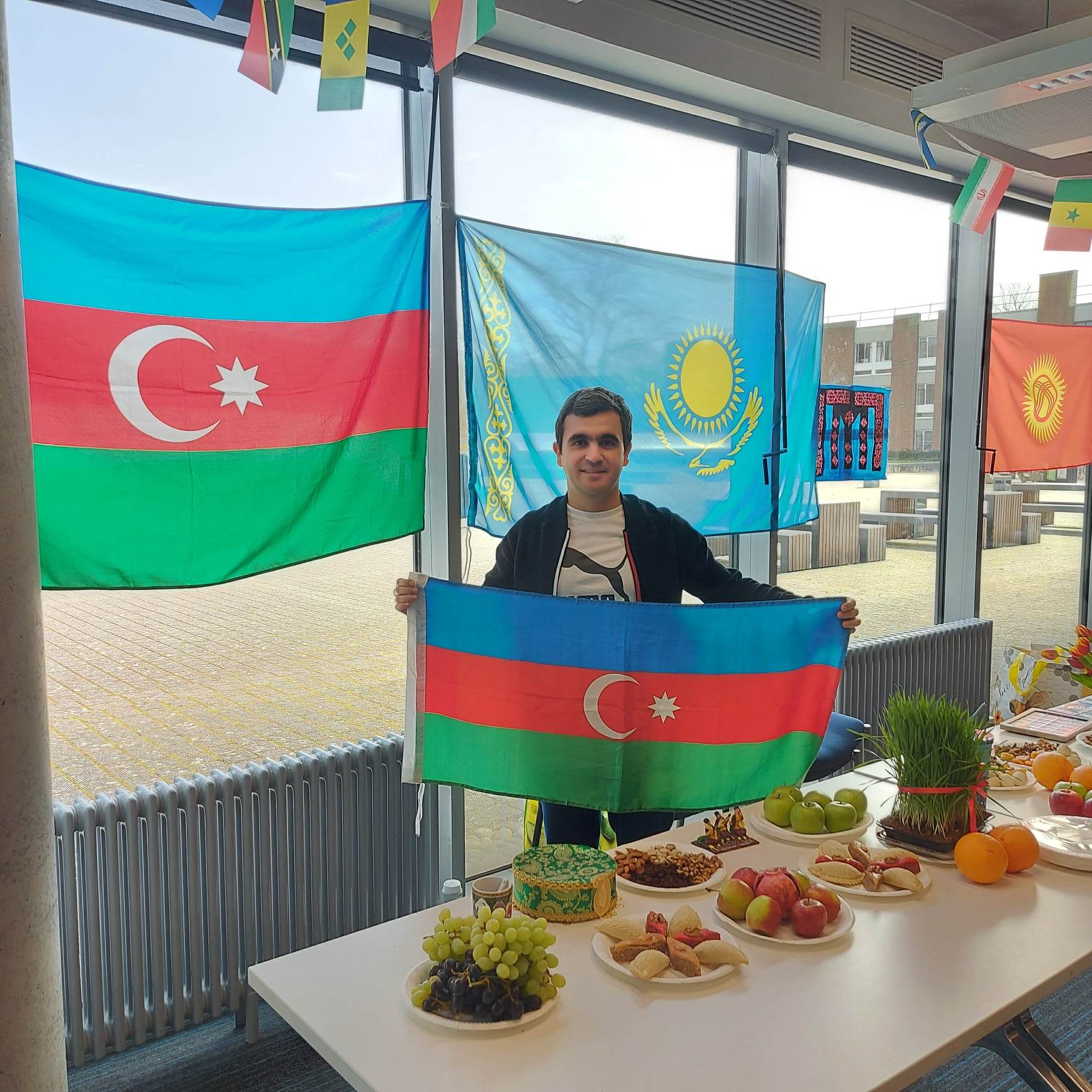 Britaniyanın nüfuzlu universitetində Novruz bayramı qeyd olundu - FOTO