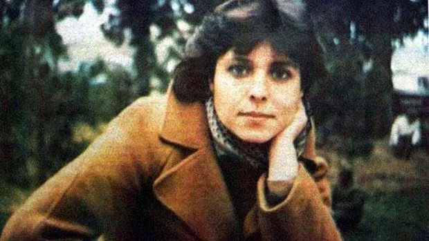 29 illik ömrü ilə adını ədəbiyyat və feminizm tarixinə yazdırmağı bacaran Nilgün Mərmərənin intiharla bitən ömrü