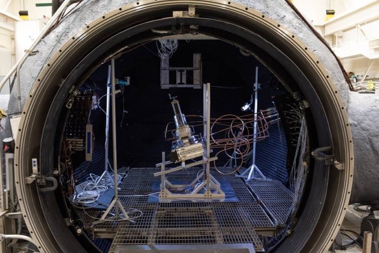 NASA misligörünməmiş təcrübə sınaqdan keçirdi - Ayda oksigen istehsal etmək mümkün olacaq