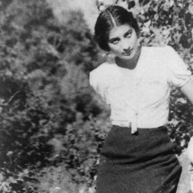 Tarixdə adı unudulan nasistlərlə mübarizə aparan müsəlman şahzadəsi - Nur İnayət Xan