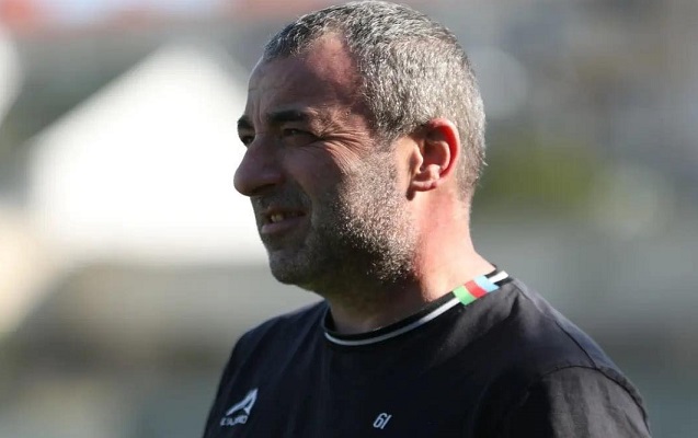 14 ildən sonra “Qarabağ”dan ayrıldı - FOTO