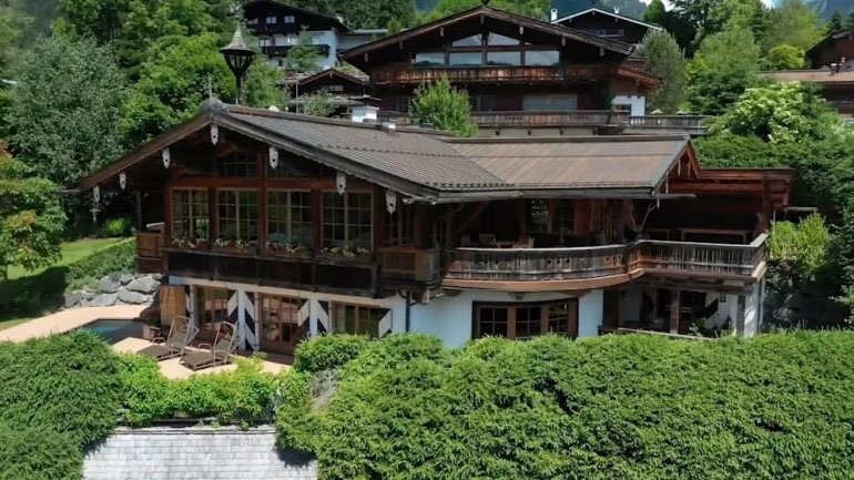 Putinin qızının Avstriyada villası aşkarlandı - FOTO