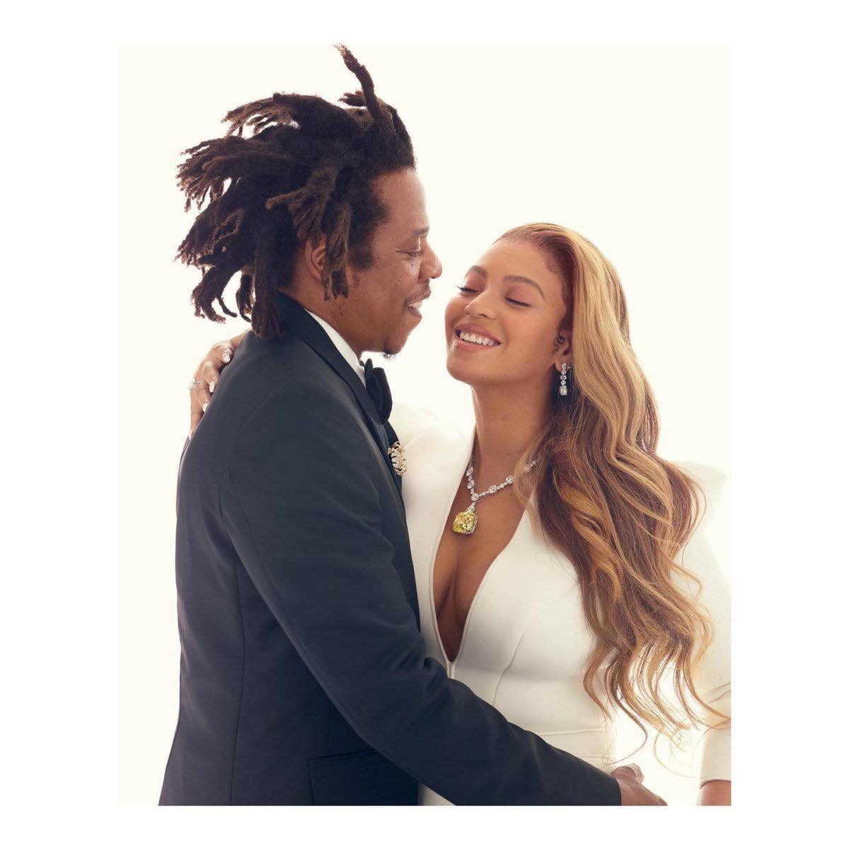 Tiffany və Beyonce 2000-ci illərin zərgərlik kolleksiyasını təqdim etdi - FOTOLAR