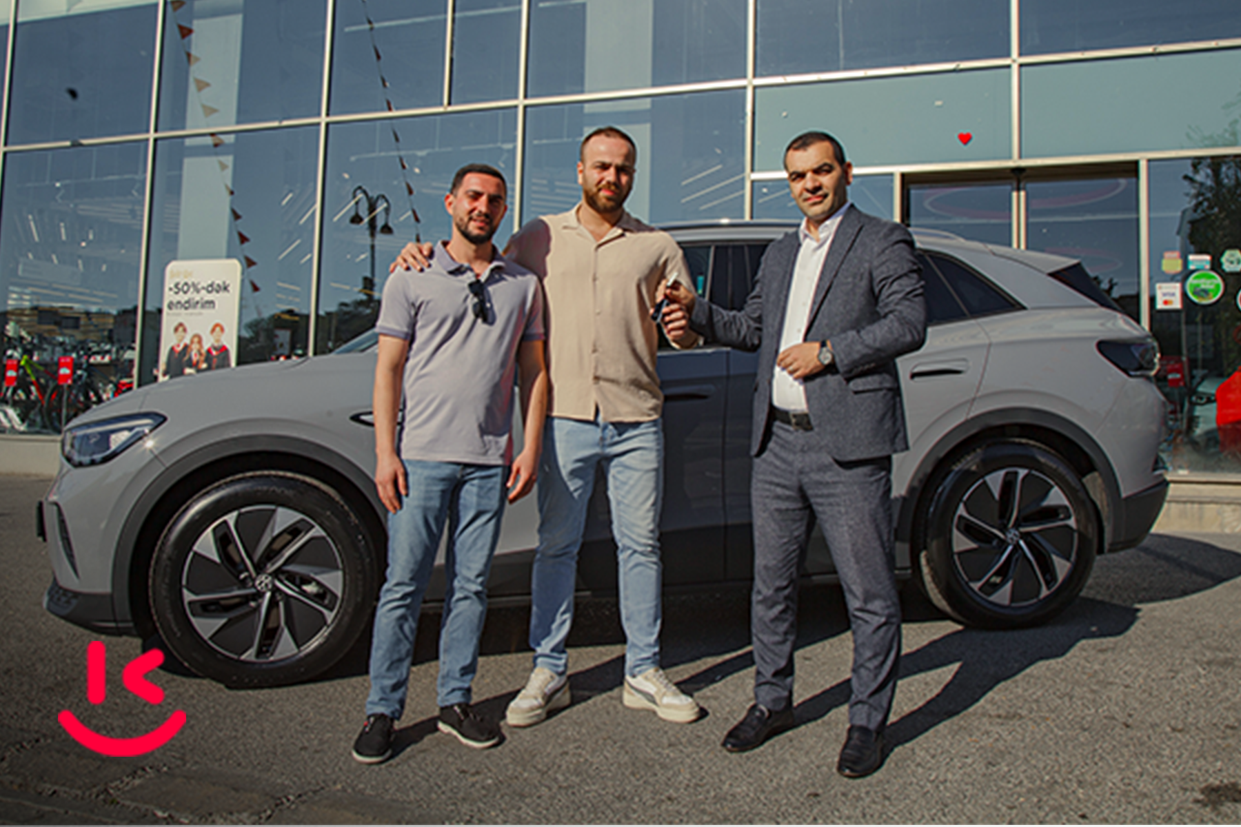 “Kontakt”ın “Şeş-qoşa” kampaniyasında udulan “Volkswagen ID.4”-lər sahiblərinə təqdim olundu – FOTOLAR