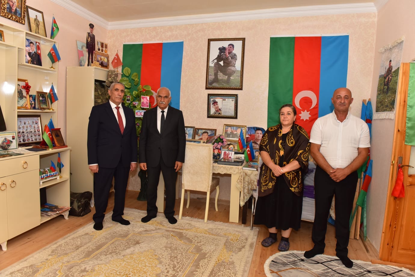 Siyavuş Novruzov seçicilərlə görüş çərçivəsində şəhid ailələrini ziyarət etdi - FOTOLAR