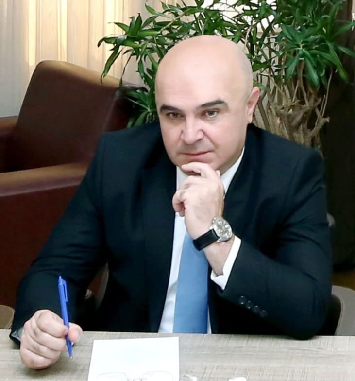 Qızıl faydalı yatırımdır? - Bahalı metalı almaq istəyənlərə VACİB XƏBƏR