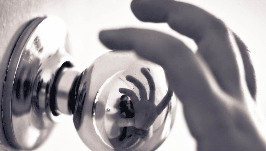 Bu günlərdə niyə hər kəsi elektrik vurur? - ƏSL SƏBƏB