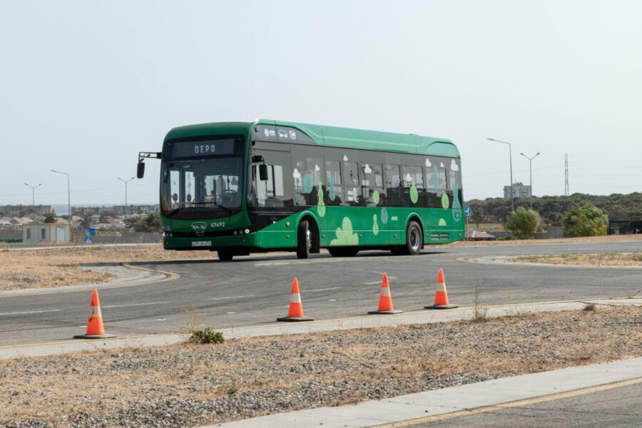 Qadınlar da avtobus sürücüsü olacaq - FOTOLAR