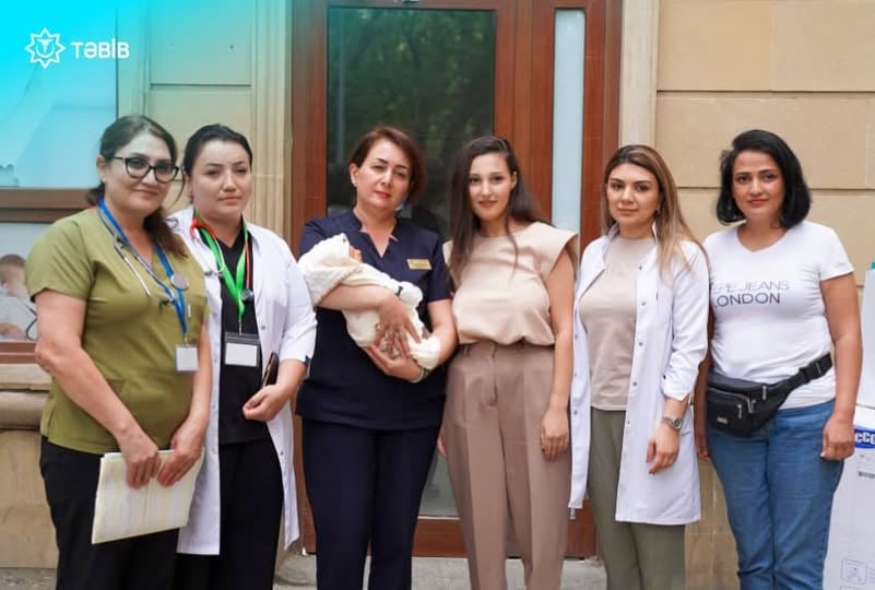 Metropolitenində doğuş edən ana və körpəsi evə buraxılıb - FOTO