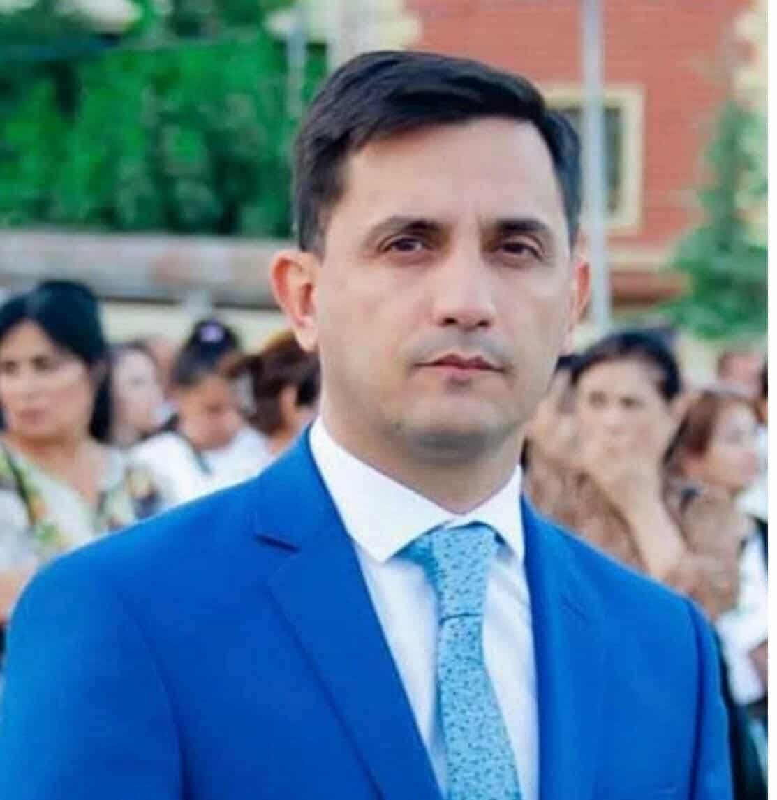 "Tramp Putinin tapşırıqlarını yerinə yetirir" - Politoloq
