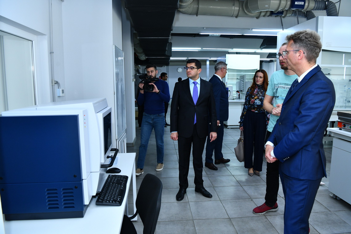 Macarıstanın mədəniyyət və innovasiya naziri ADNSU-da olub - FOTO
