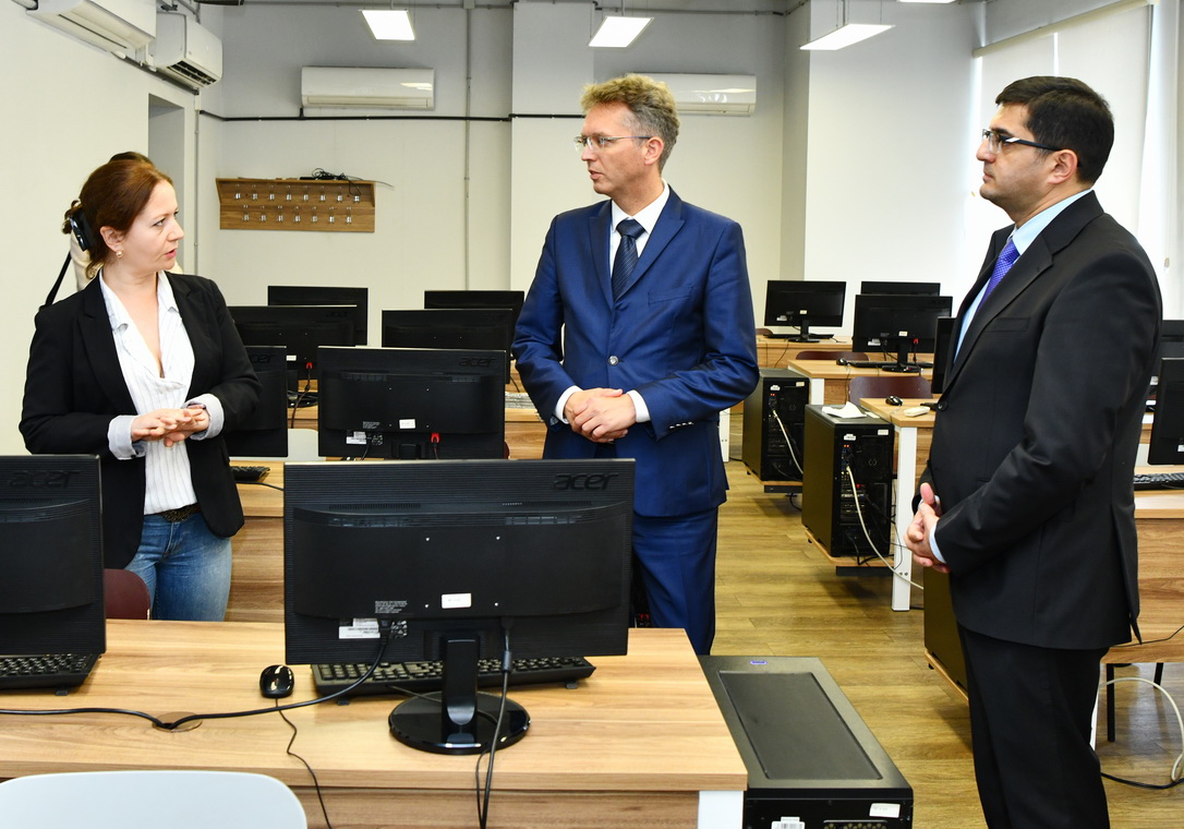 Macarıstanın mədəniyyət və innovasiya naziri ADNSU-da olub - FOTO