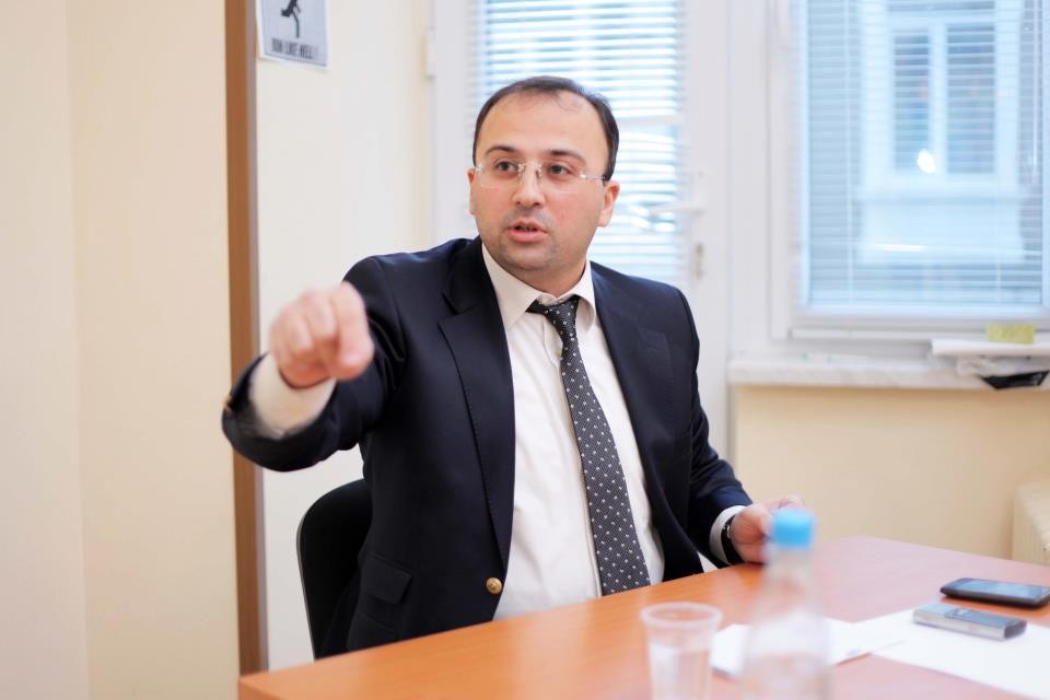 Öncədən özünə qəbir yeri hazırlayanlar - Bu ənənə hardan gəlir?